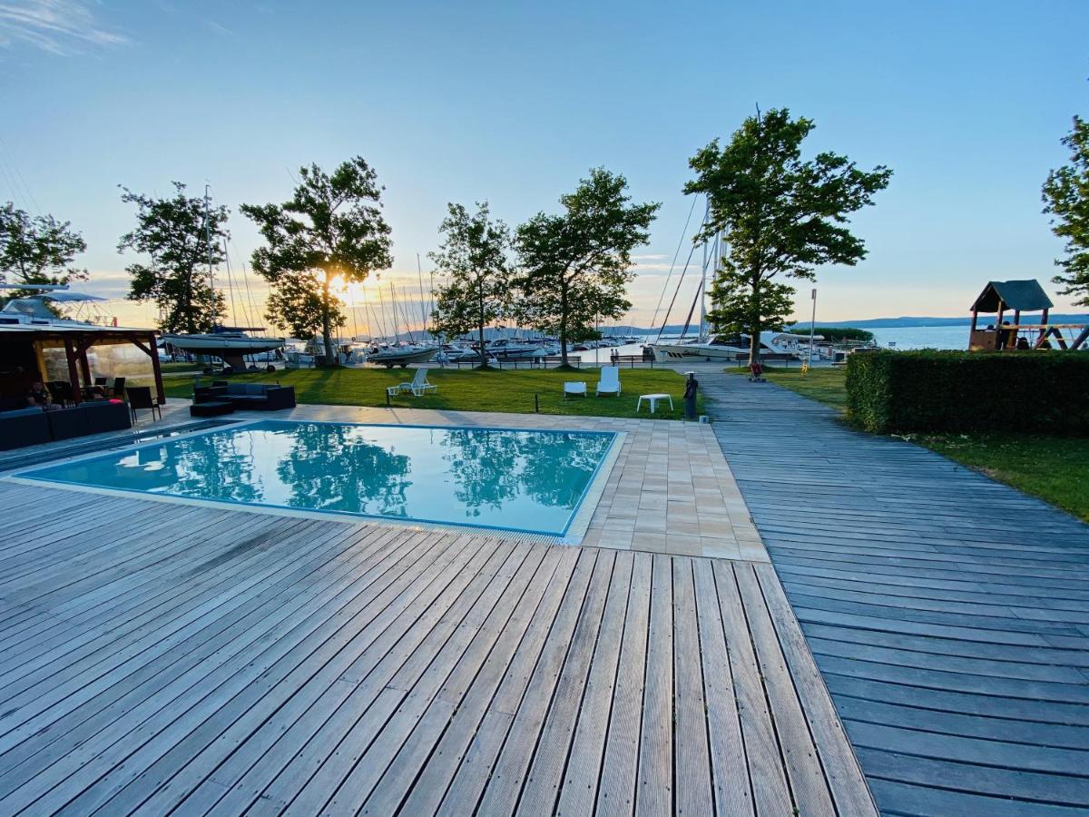 Bl Lakeside Apartman Balatonlelle Εξωτερικό φωτογραφία