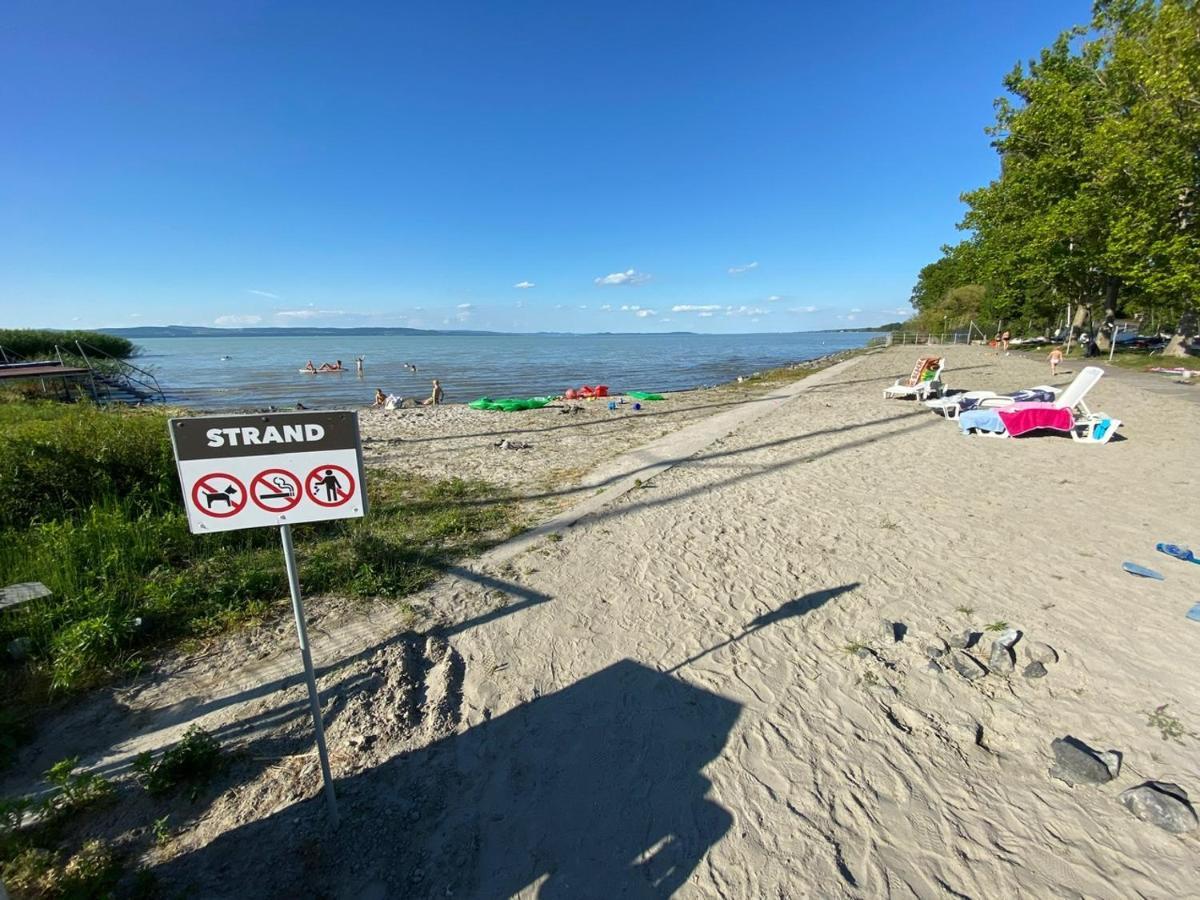 Bl Lakeside Apartman Balatonlelle Εξωτερικό φωτογραφία