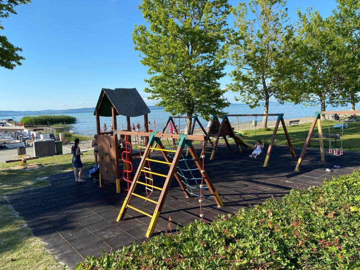 Bl Lakeside Apartman Balatonlelle Εξωτερικό φωτογραφία